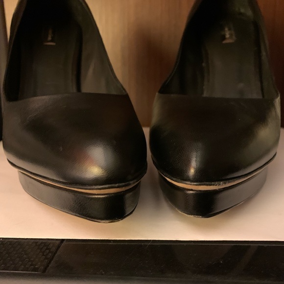 Calvin Klein Italic Collection Leather Platforms Heels - Picture 5 of 10